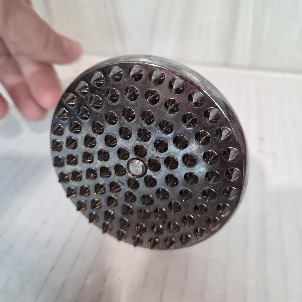 PAMPERED CHEF 2705 SILVER REVERSIBLE MEAT TENDERIZER